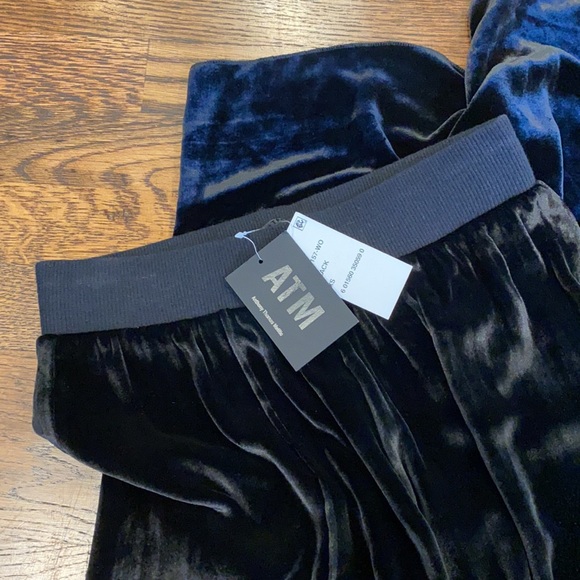 ATM Anthony Thomas Melillo velvet wide leg pants - size Xs - Picture 2 of 3